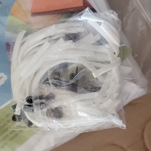 Crafts: elastic cotton cloth kit w/ cords - Picture 4 of 7